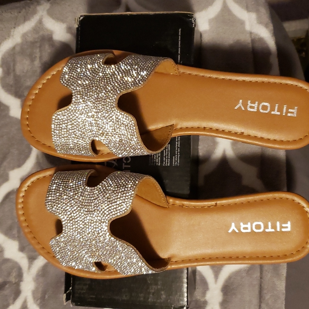 Sandals size 8